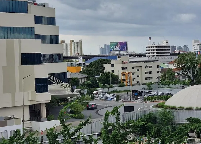 Near Central-bangna 3*